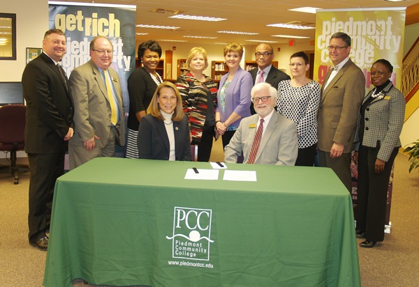 PCC & Pfeiffer articulation agreement signing photo